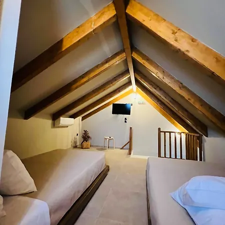 شقة فندقية Athilia