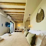 Athilia 4* Nikiána