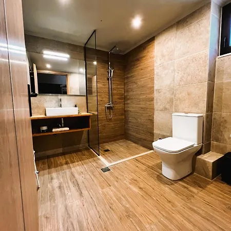 Apart Otel Athilia 4*