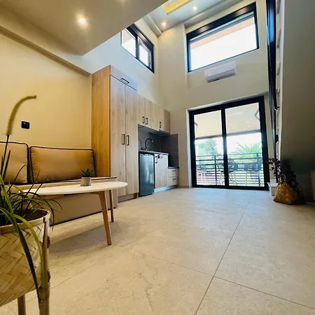 Athilia Apart Otel Nikiana