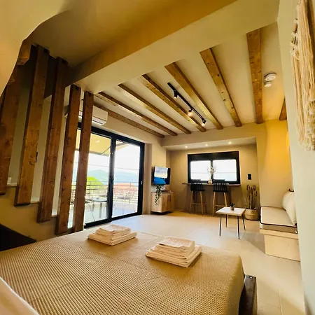 Apart Otel Athilia 4*